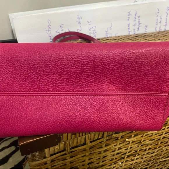 Gucci Tote - Picture 7 of 12